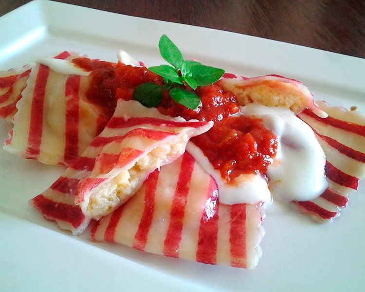 Super Ravioloni Brie com Peras